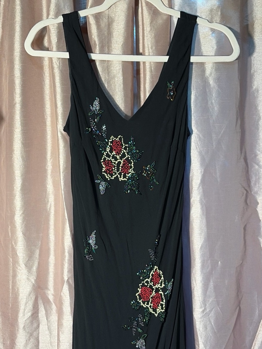 Sue Wong Black Midi Dress with Red and Green Beaded Floral Appliqué - Picture 5 of 7